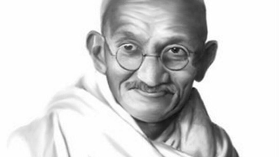 Памятник Ганди установят на площади Парламента