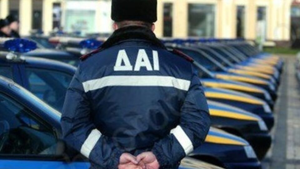 Луганские сотрудники ГАИ перешли на сторону боевиков