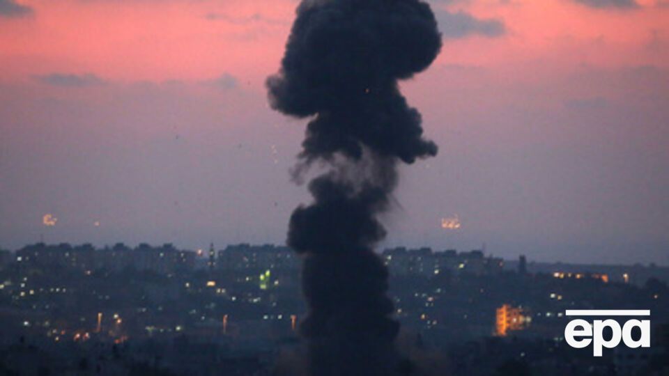 Израиль обстреливат объекты террористов в Газе