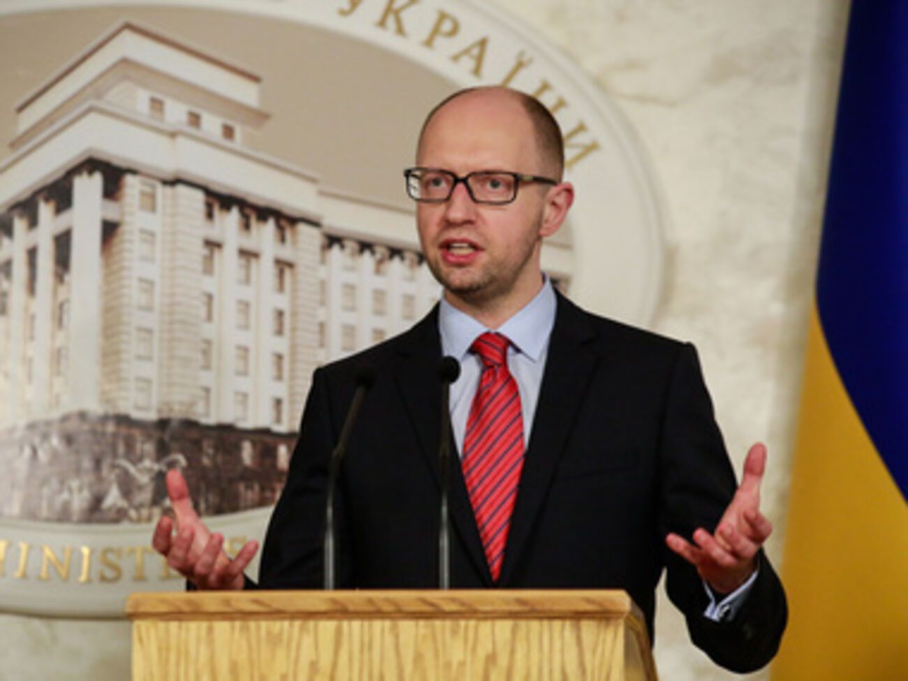 Яценюк призывает активнее торговать со странами ЕС