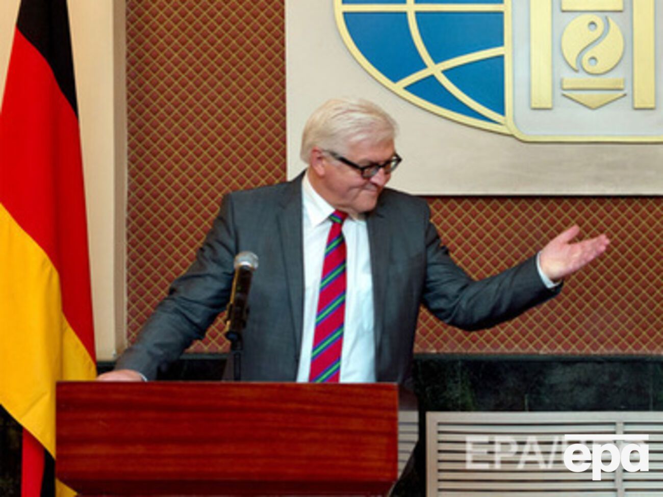 Штайнмайер пообещал финансовую помощь городам восточной Украины