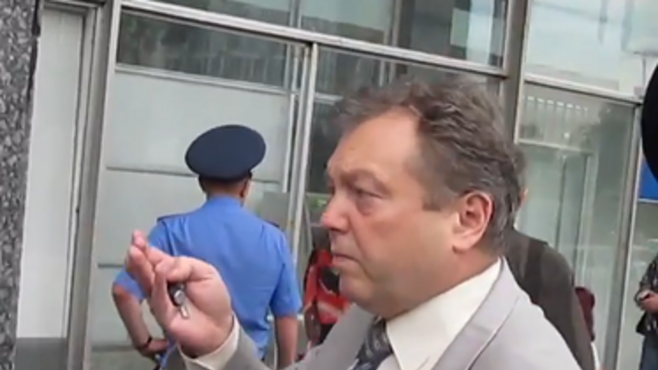 Замминистра назвал пикетирующих "Барыгами"