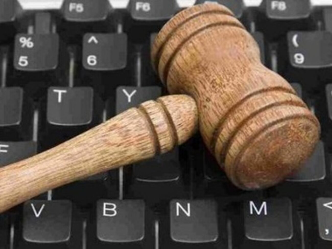 Исполнительная служба продает арестованное имущество через интернет