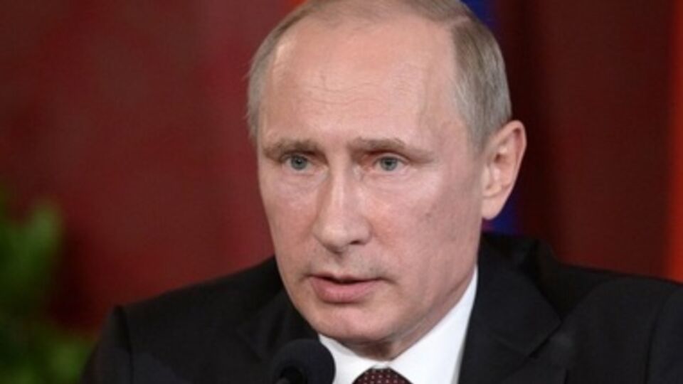 Рейтинг Путина и России в мире падает