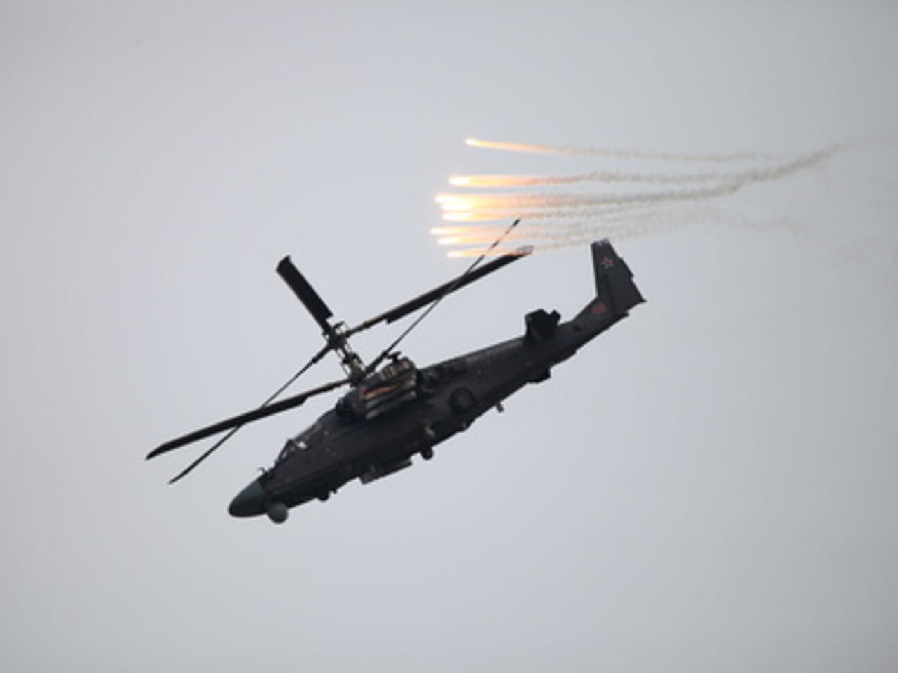 Силы АТО зафиксировали полеты четырех российских вертолетов огневой поддержки Ка-52 на территории Украины