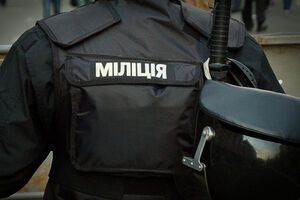 Милиции могут разрешить применять силу, спецсредства и оружие в зоне АТО без предупреждения