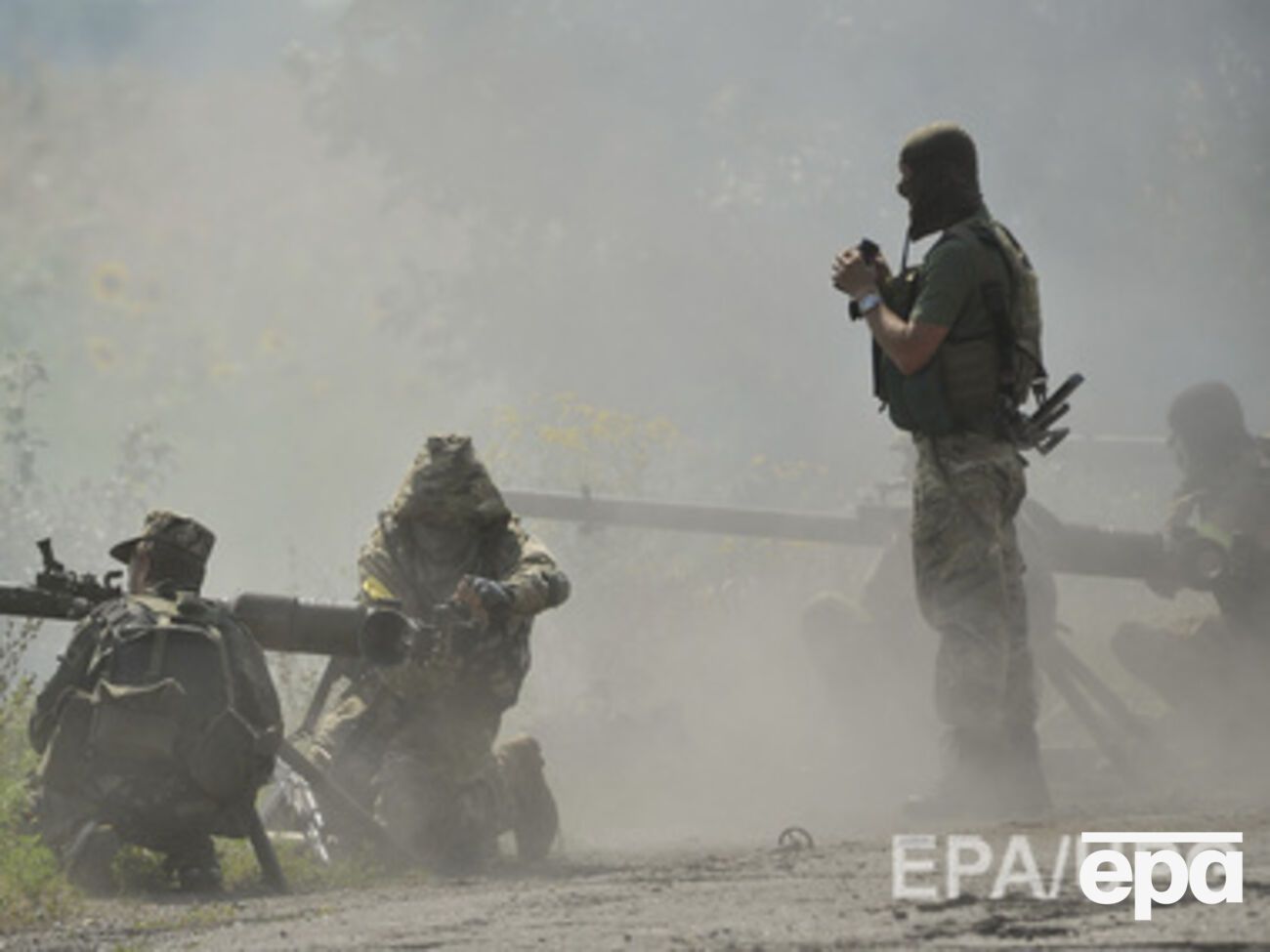 Украинских военных продолжают атаковать с территории России, говорят в СНБО