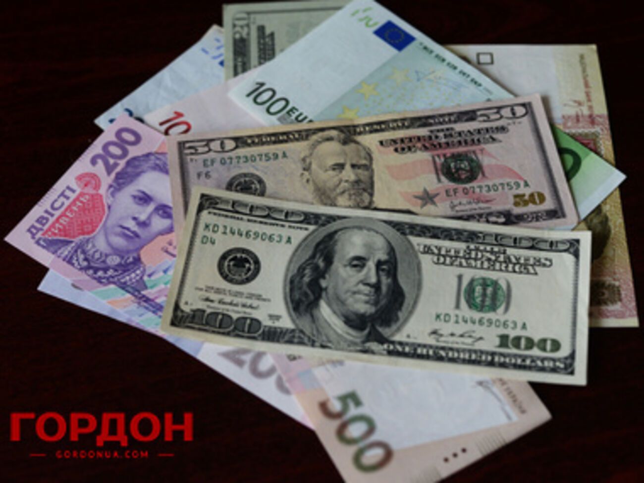 Американская валюта продолжает расти