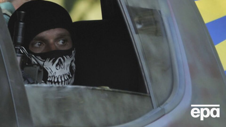 В Шахтерск стягиваются дополнительные силы