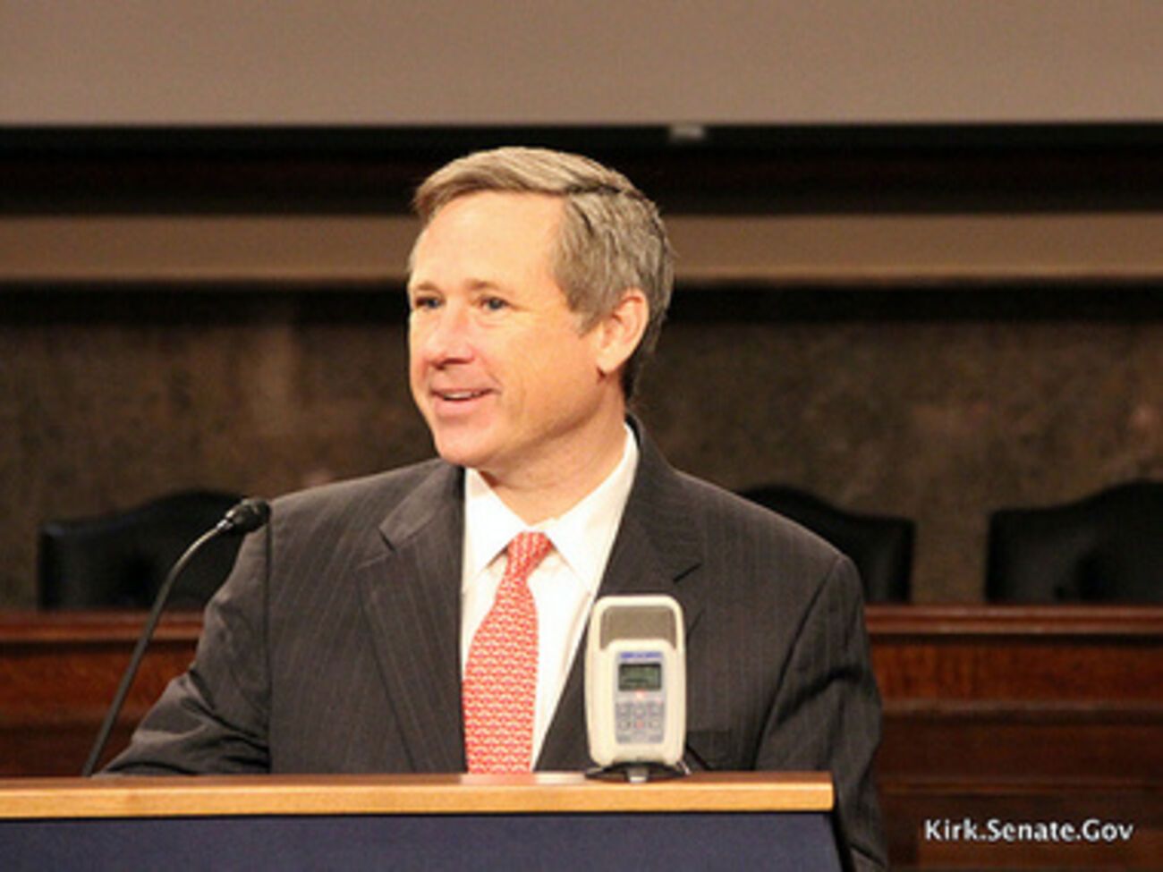 Сенатор&nbsp;Марк Кирк призывает признать "ДНР" и "ЛНР" террористическими организациями