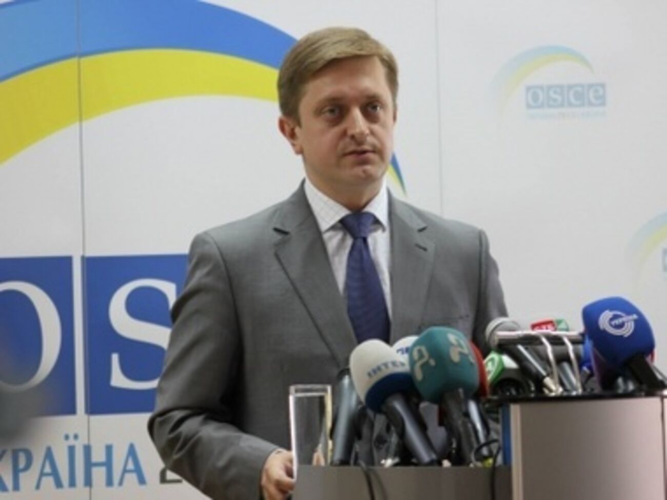 Василий Зварыч: Один военный был ранен в городе Гуково, трое других --- из Таганрога