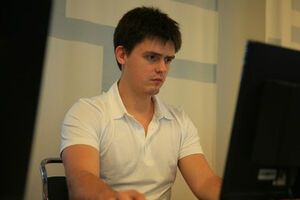 Антон Райчук родом из Хмельницкого, живет в Цюрихе и работает в Google