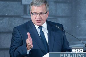 Коморовский: РФ не удалось разделить западный мир, а Украина начала защищать свою территорию