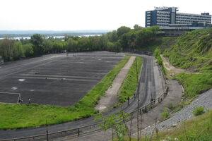 В мирное время покрытие стадиона обещают восстановить