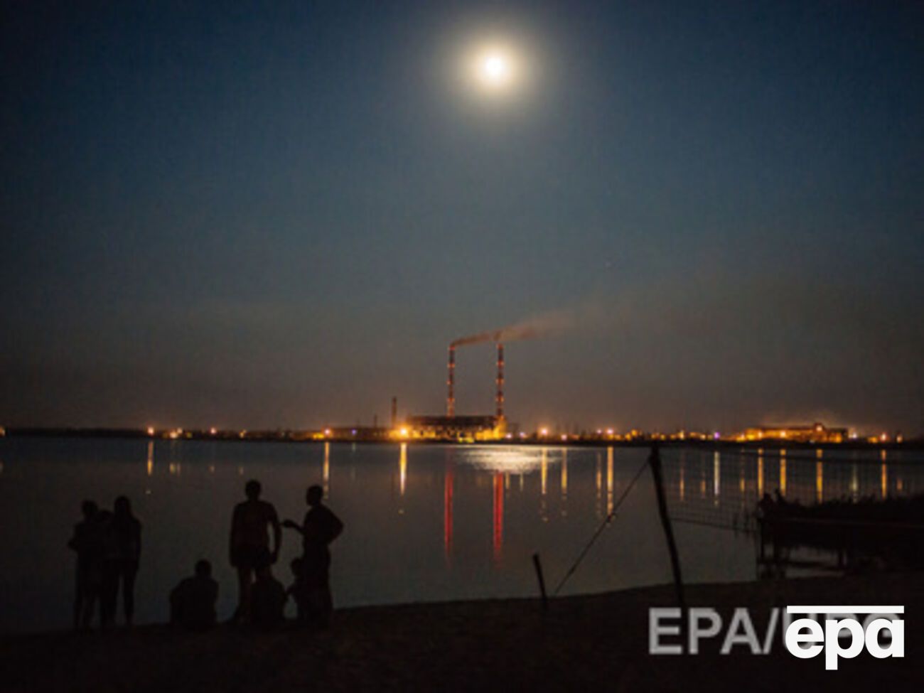 В Донецкой области более 70 населенных пунктов остались без света, полностью или частично