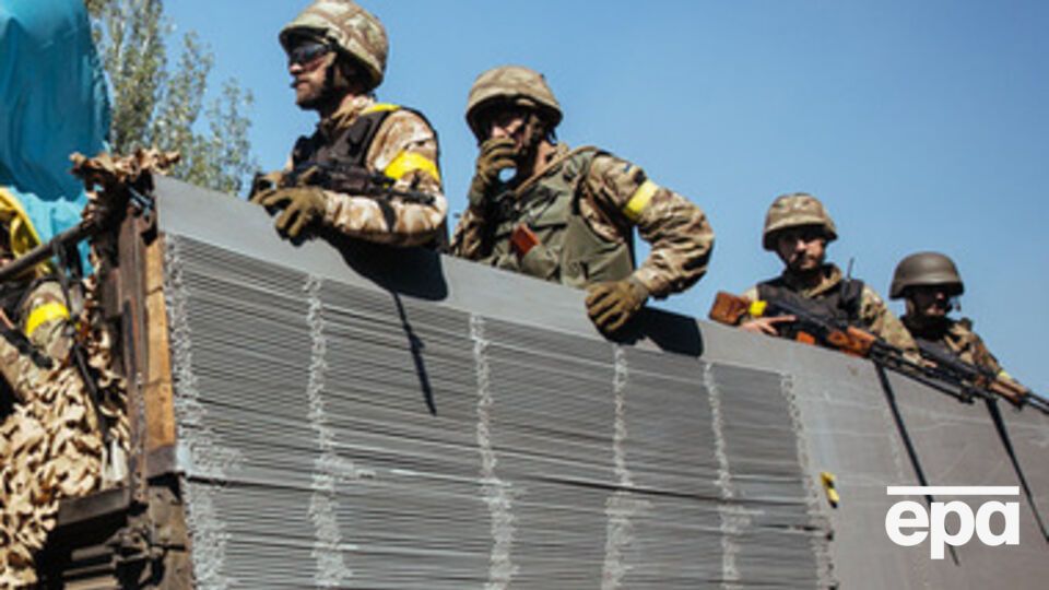 Согласно польскому законодательству, одно лицо может перевезти один бронежилет