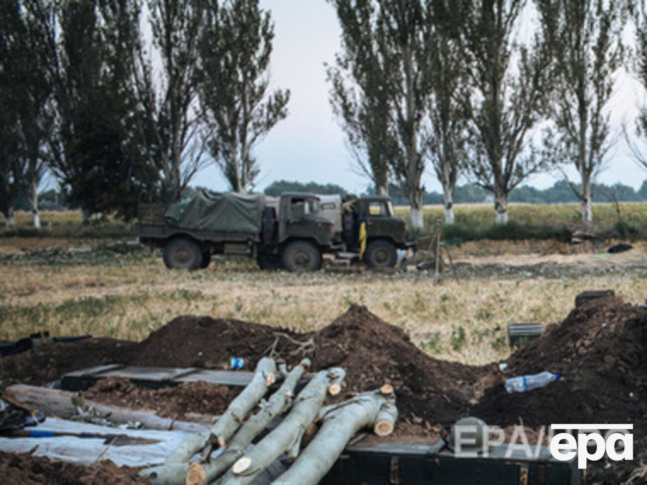 Боевики продолжают обстреливать мирных жителей