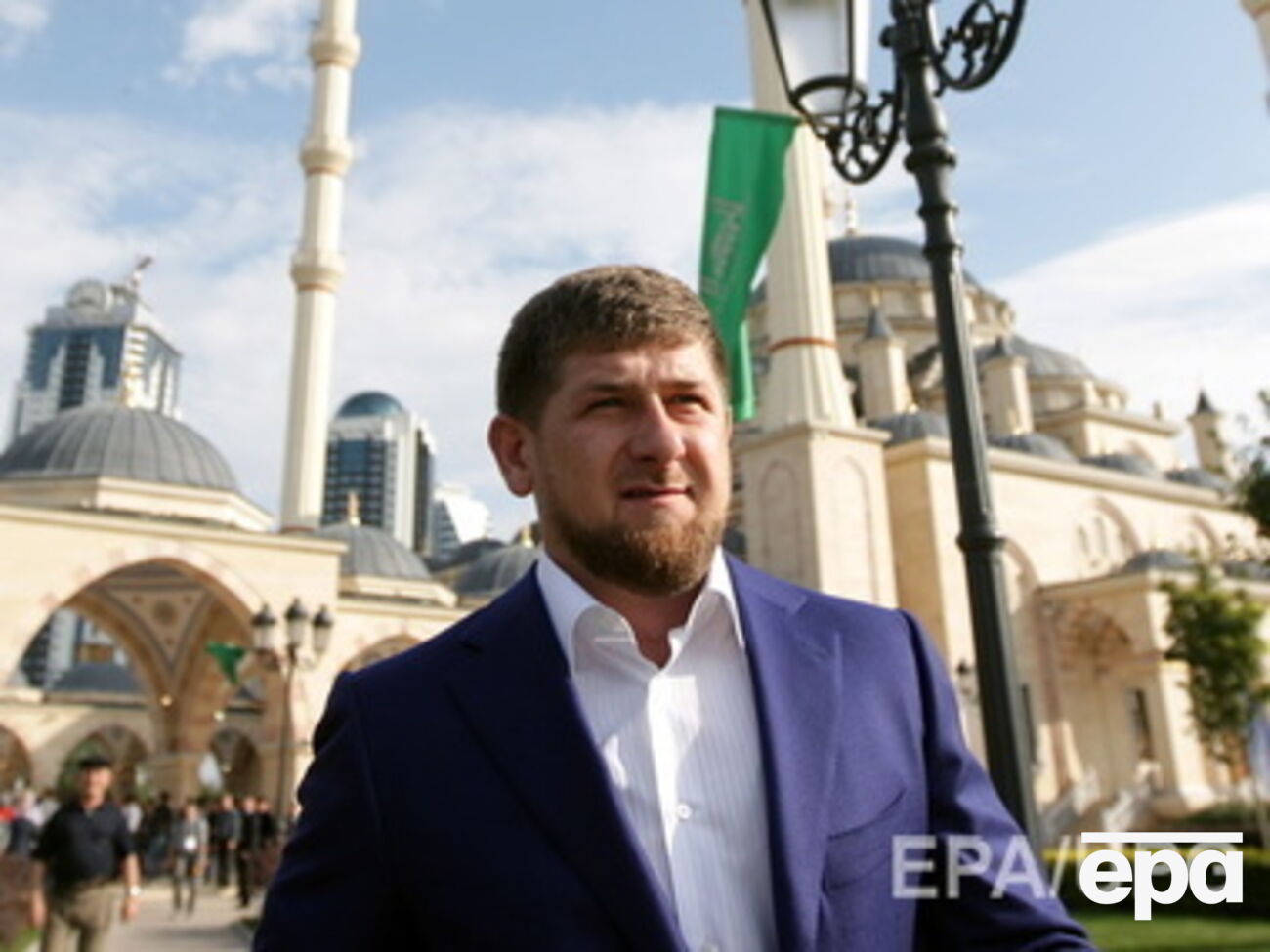 В нарушение законодательства Кадыров отправил гуманитарную помощь на Донбасс