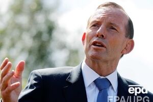 Австралийский премьер-министр Тони Эбботт в аэропорту Роттердама, Нидерланды