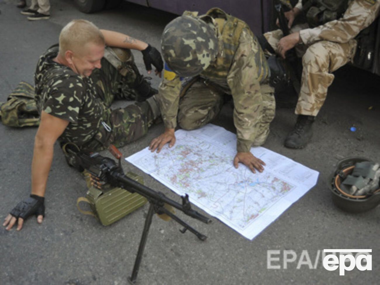 Украинские силы планируют завершить окружение очередной группировки террористов