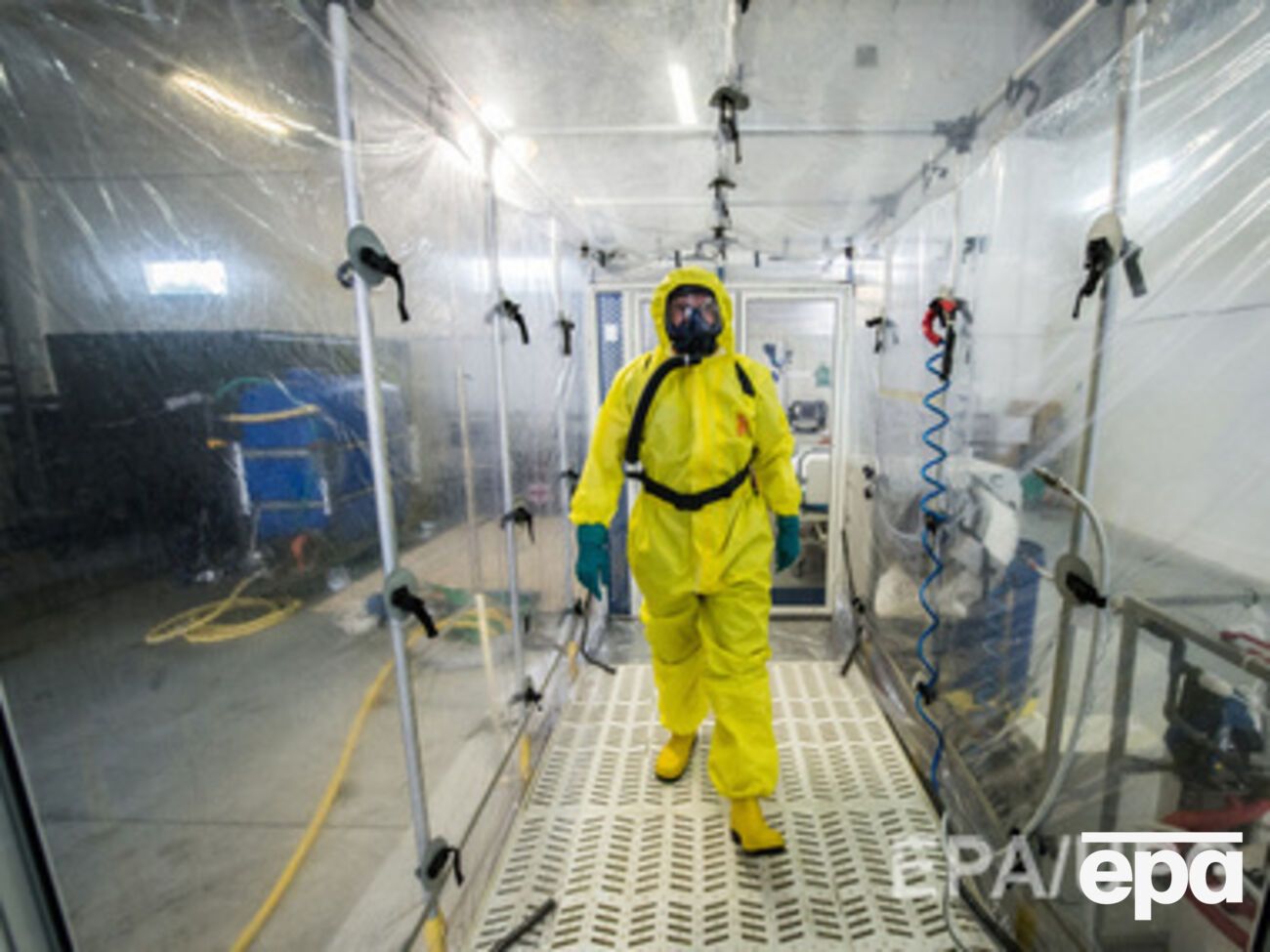 Пока не существует проверенных лекарств против вируса Эбола