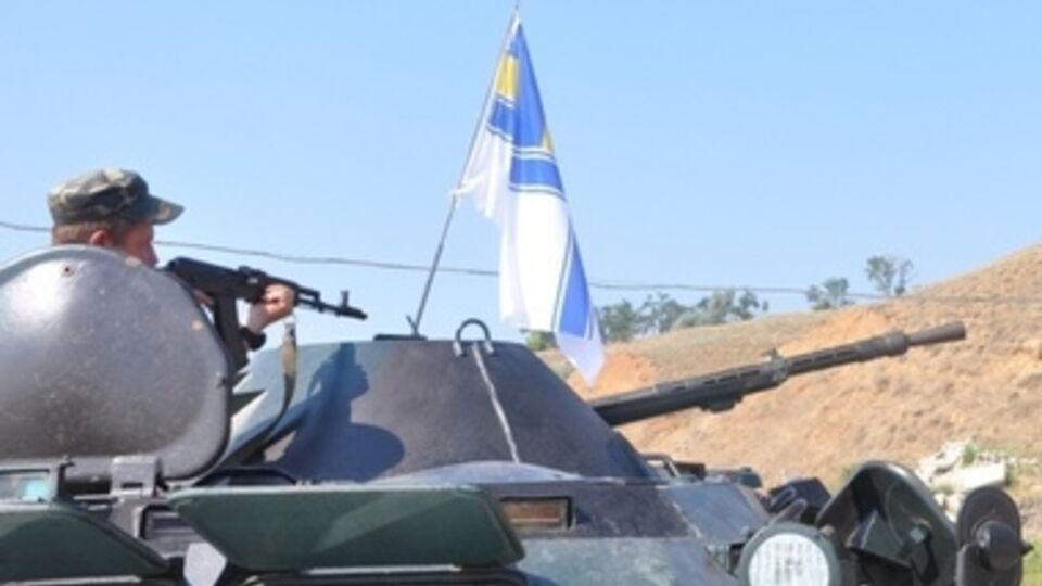 В ходе учений военные моряки отразили нападение условных "незаконных вооруженных формирований"