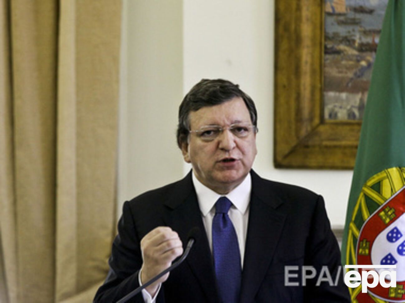 Баррозу поддерживает позицию Украины по вопросу доставки гуманитарной помощи