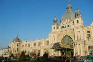 Неизвестный сообщил о минировании Львовского вокзала