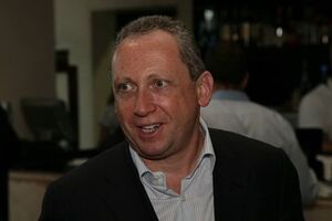 Слава Рабинович: Путин и его окружение думают, что Россия – пуп земли и никто не сможет пикнуть, тем более по поводу какого-то Крыма, который Россия считает исторически своей землей