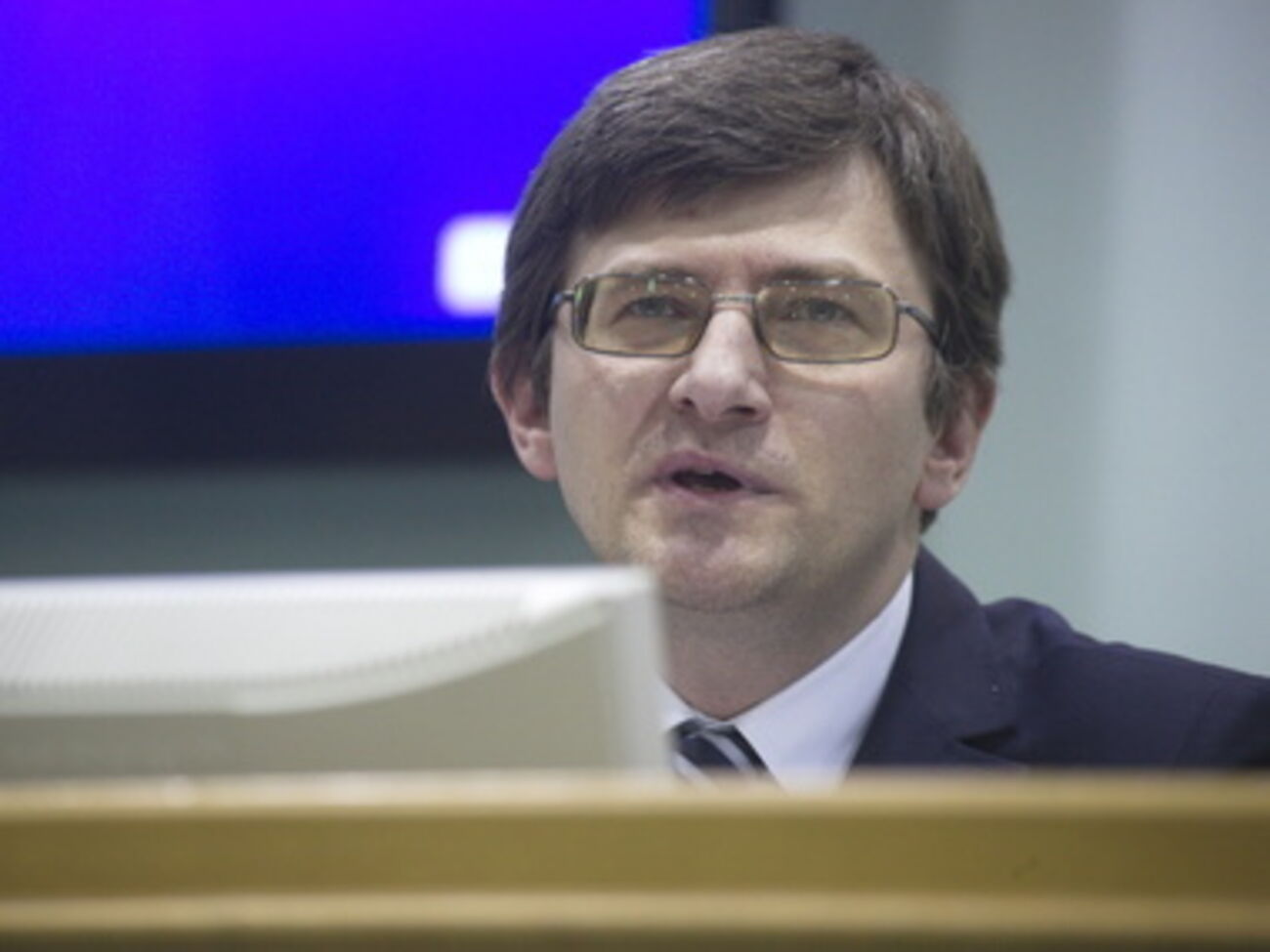 Порошенко не обязан объявлять перевыборы сразу же после истечения 30 дней после распада коалиции, заявил Магера