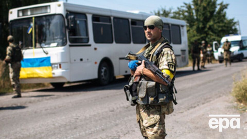 Конвой будут сопровождать украинские силовики