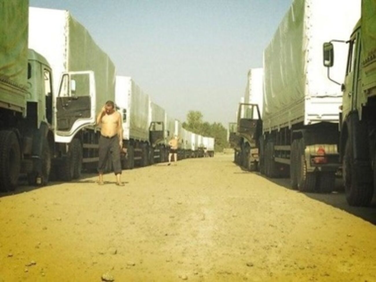 Пока неизвестно, где именно пройдет маршрут "гуманитарного конвоя"