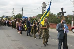 Порошенко наградил Николая Березового орденом за мужество посмертно