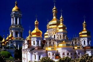 Первый тур выборов митрополита в Лавре прошел