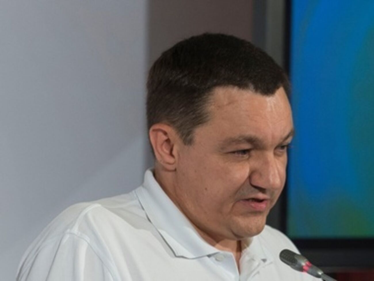 Россия продолжает скапливать силы на границе, утверждает Тымчук