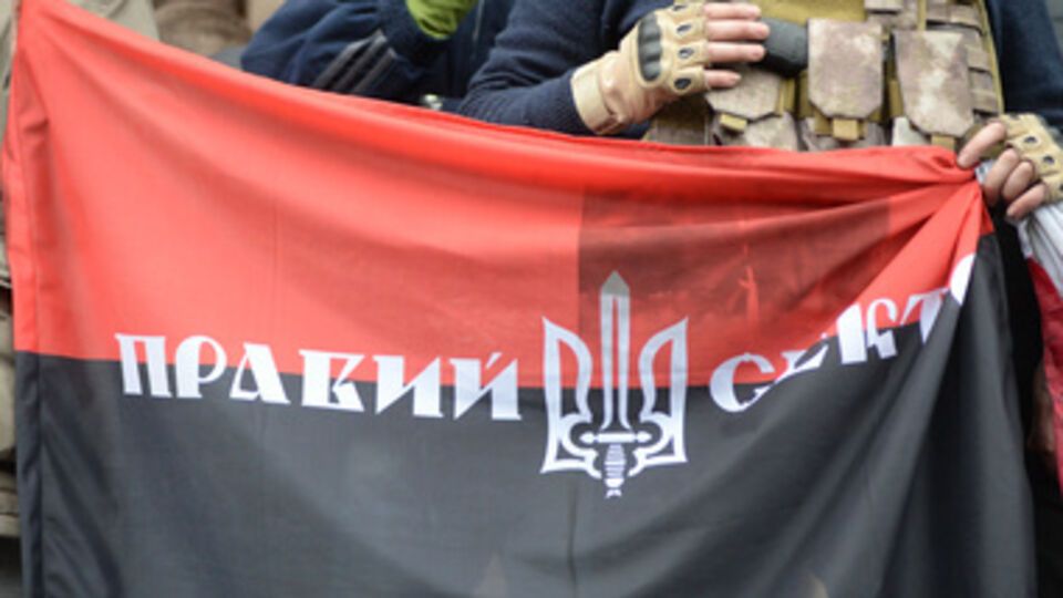 Террористы расстреляли автобус бойцов