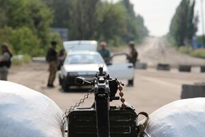 Силы АТО блокируют Луганск, подконтрольный террористам