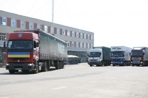 18 автомобилей с гуманитаркой сформировала Харьковская область