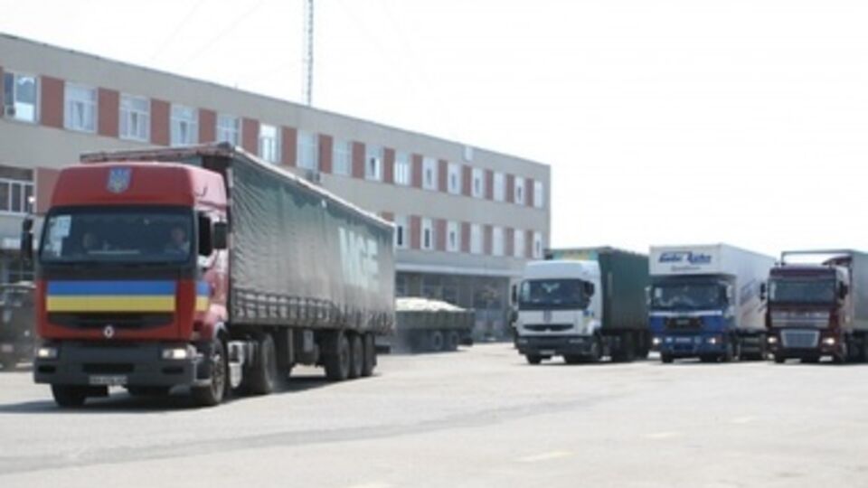 18 автомобилей с гуманитаркой сформировала Харьковская область