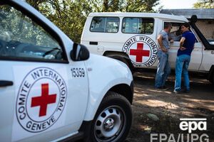 Украинскую гуманитарную помощь уже принимает Красный Крест
