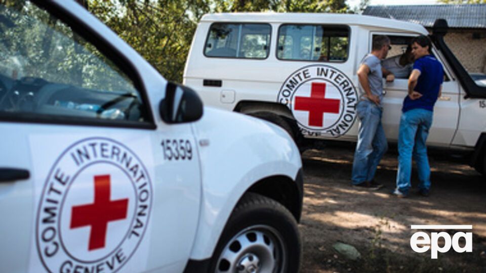 Украинскую гуманитарную помощь уже принимает Красный Крест