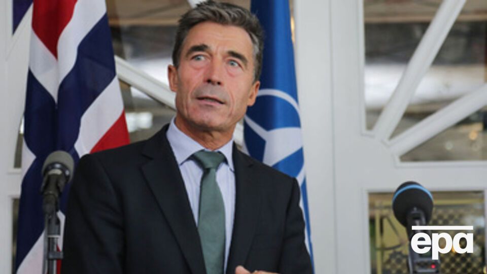 Андерс Фог Расмуссен подтвердил информацию, что вчера вечером российские бронетранспортеры заехали в Украину