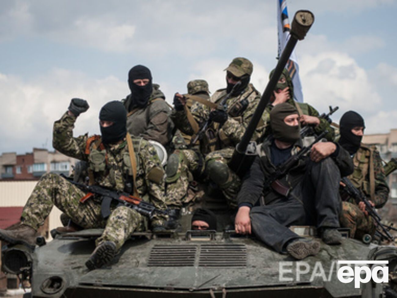 Колонна поехала в направлении Краснодона, сообщают очевидцы