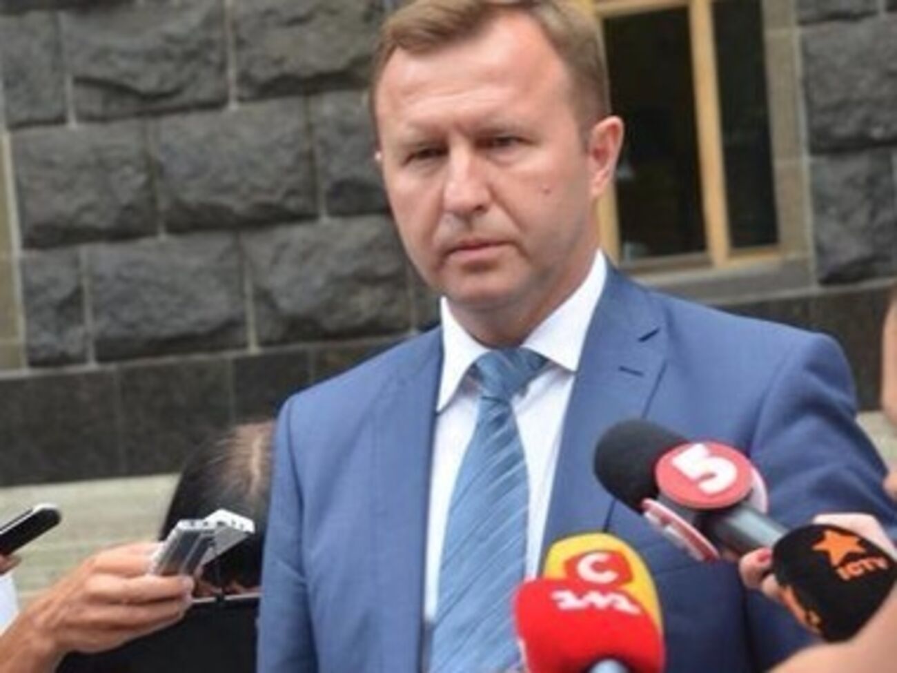 Анатолий Макаренко: Пока отсутствует информация от международного Красного Креста о получении партии гуманитарной помощи, поступающей в Украину