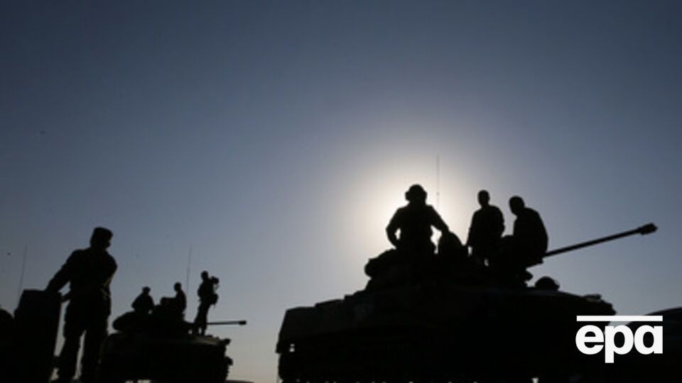 Боевики задействовав резервы, включающие тяжелую бронетехнику