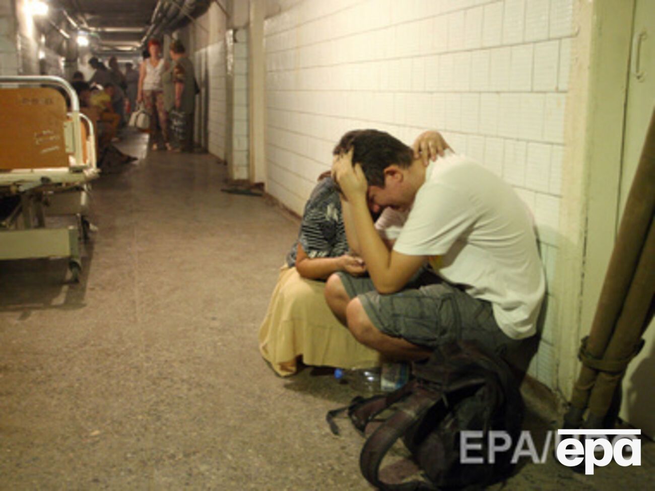 По данным организации, в зоне АТО пострадали около четырех миллионов человек, ранены более пяти тысяч