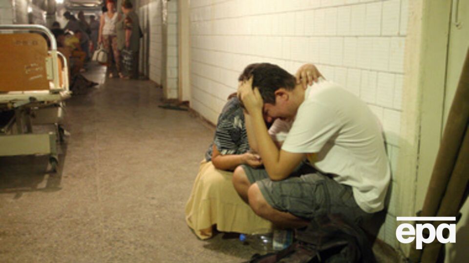 По данным организации, в зоне АТО пострадали около четырех миллионов человек, ранены более пяти тысяч