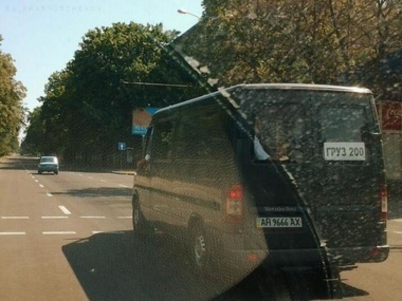 Всю ночь в Донецке раздавались выстрелы и взрывы