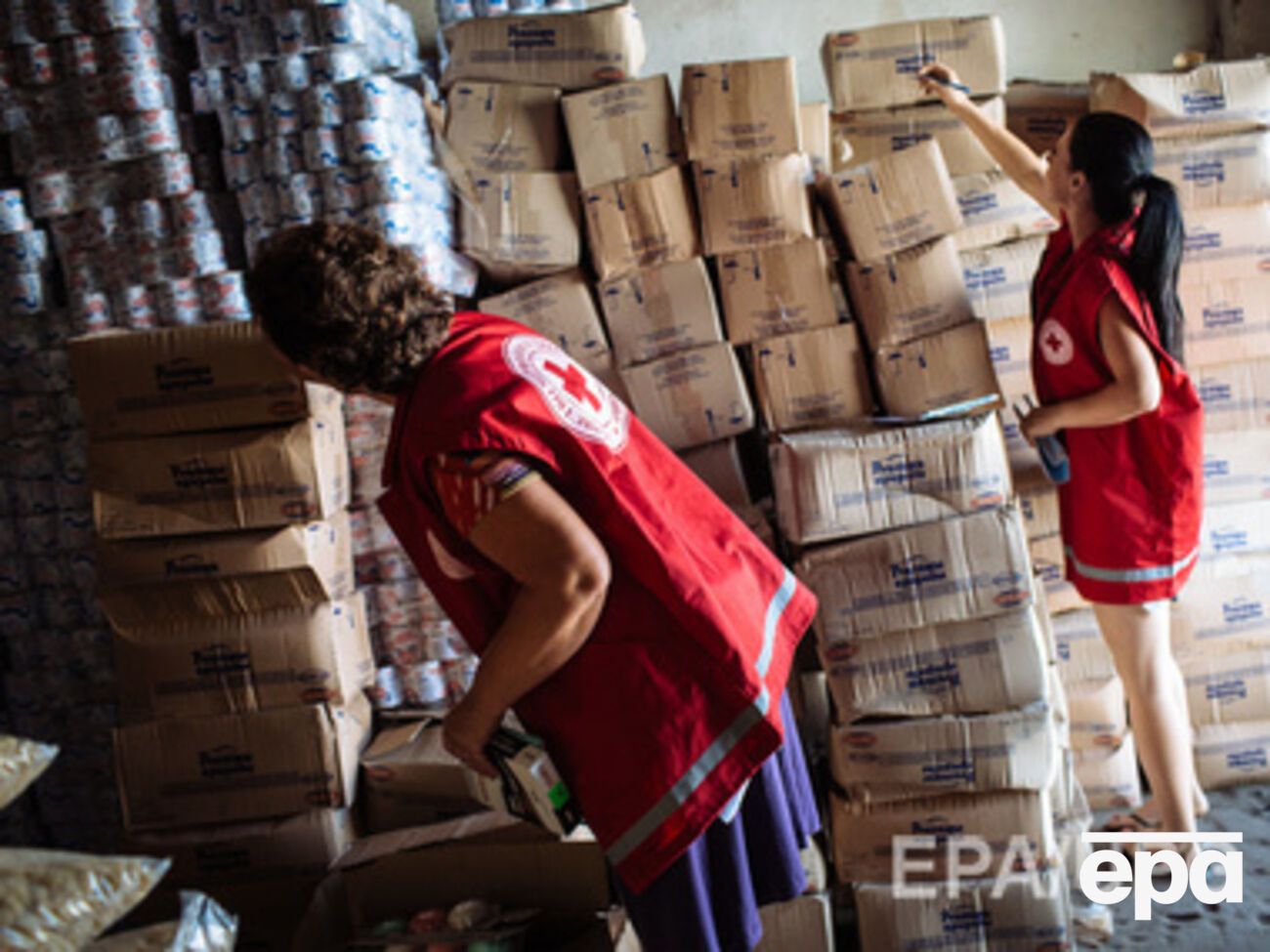 Геращенко надеется, что груз уже сегодня повезут людям