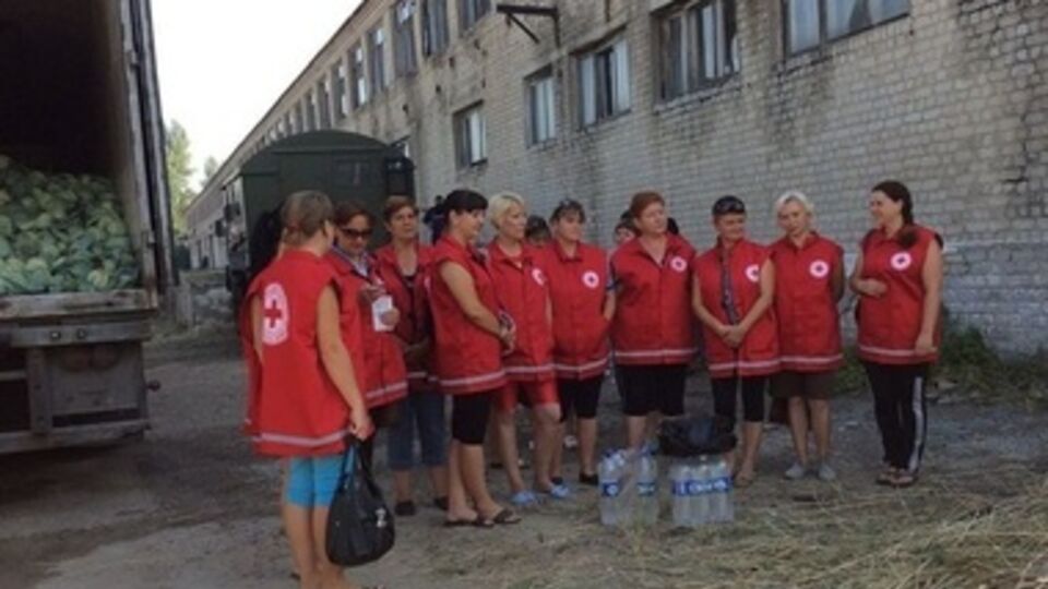 Красный Крест увеличит количество персонала в Украине и России